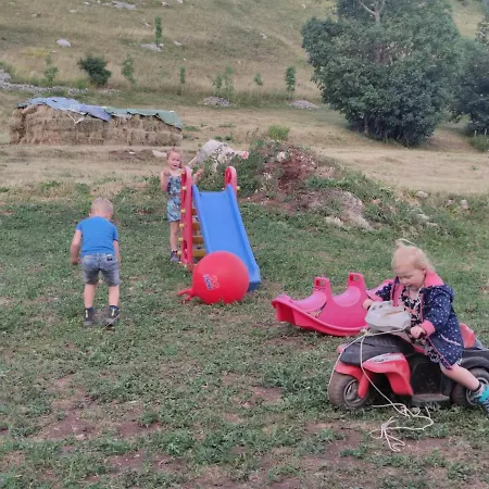 Na Krovu Svijeta Alloggio in famiglia Gornji Lukomir