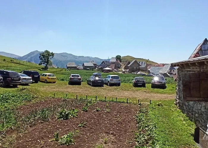 Na Krovu Svijeta 民宿 Gornji Lukomir